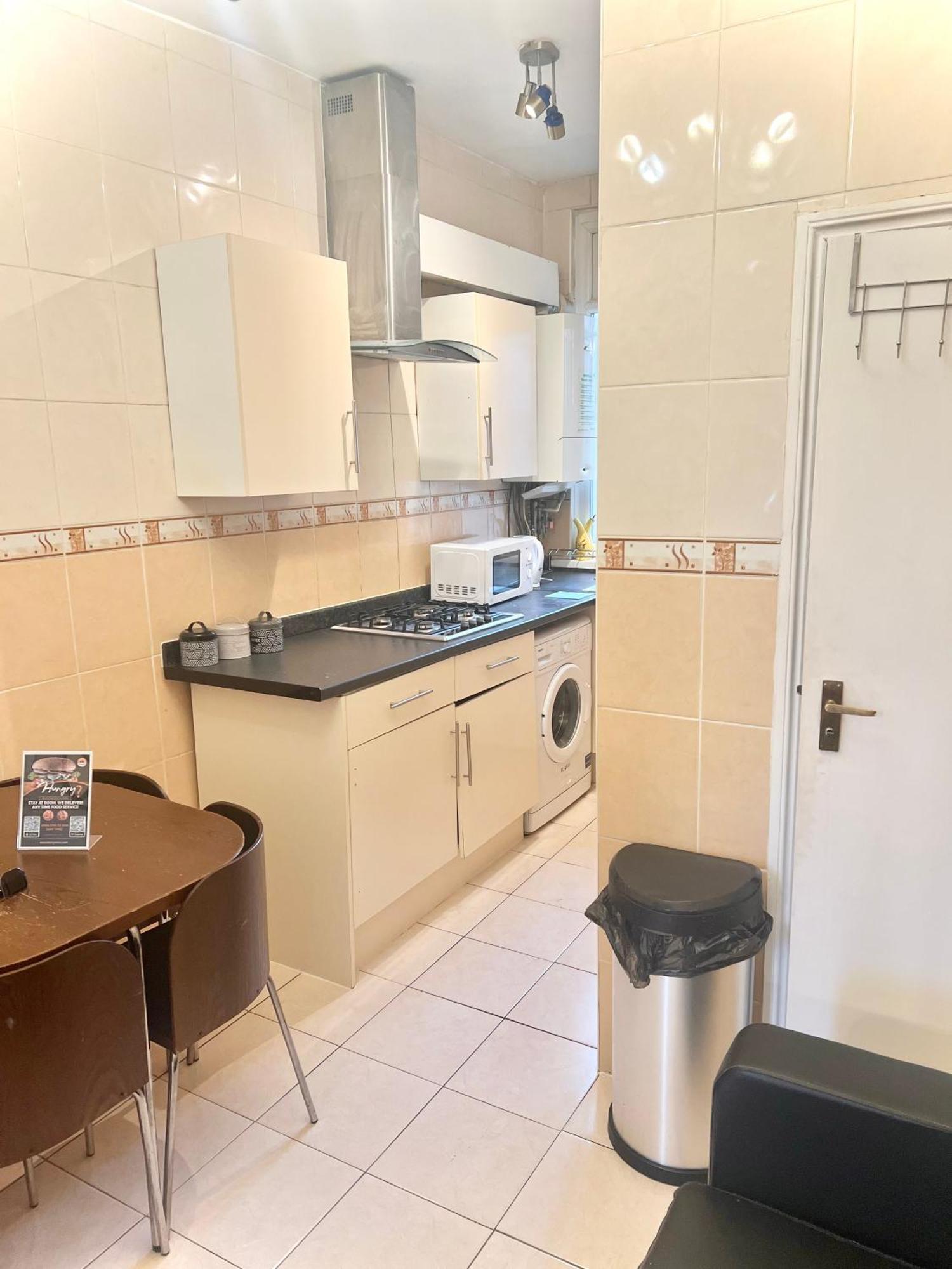 Stepney Green Holiday Apartment Londra Esterno foto